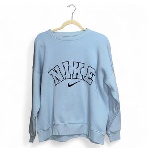 Nike Vintage Y2K Women’s Embroidered Blue Crewneck Sweatshirt Size Large